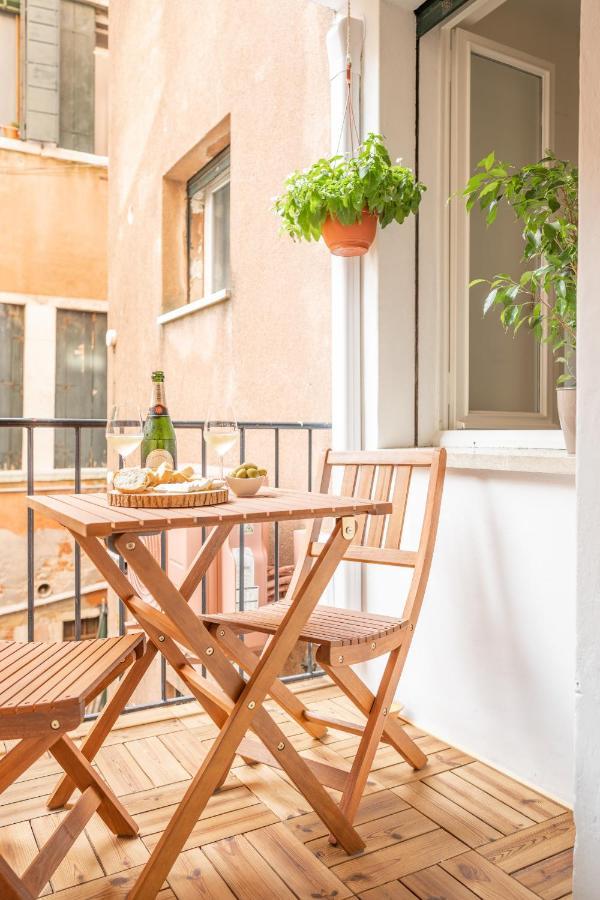 Ca Del Mar Venice Luxury Apartments Extérieur photo